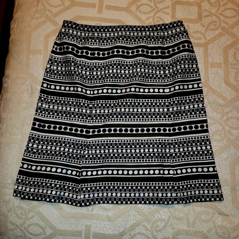 Harold's  Business casual skirt